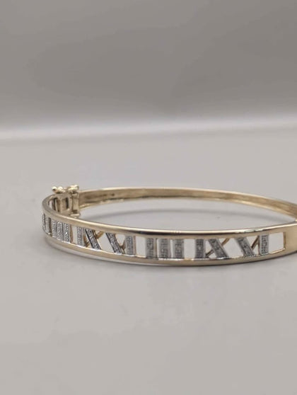 9ct Yellow Gold Bangle Bracelet With 0.1ct Diamond Stone Roman Numerals - 8.91 Grams