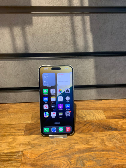 Apple iPhone 16 Plus - 128 GB - White BH 100% Cycle 0 Apple Warranty