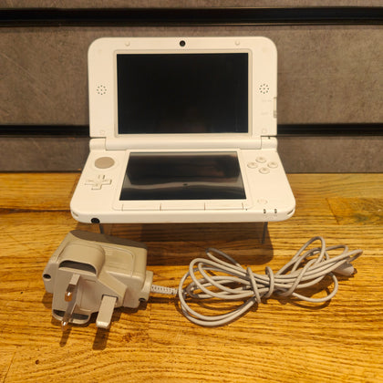 Nintendo 3DS XL Console, White