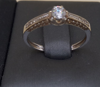 9ct White Gold Ring Size-p 1/2  1.9g