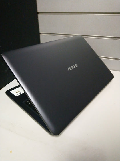 Asus Vivobook Max x541u Intel Pentuim 1tb HHD 4gb RAM