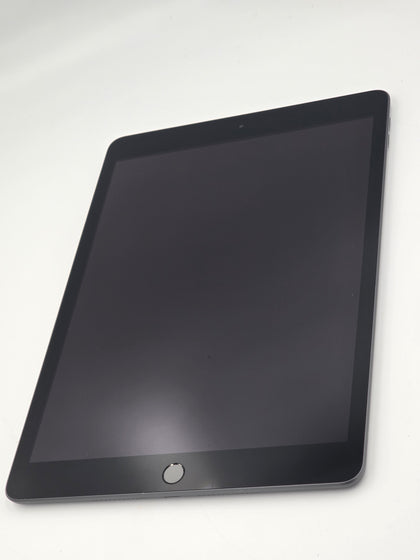 *iPad 8th generation 32GB WiFi model:a2270