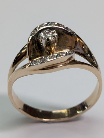14ct Gold Diamond Taco Ring