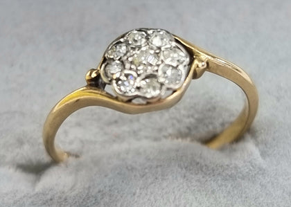18ct Gold Diamond Ring Size 