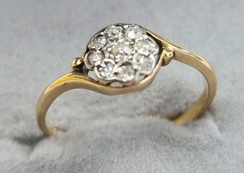 18ct Gold Diamond Ring Size 