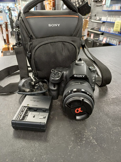 Sony SLT-A58 DSLR Camera