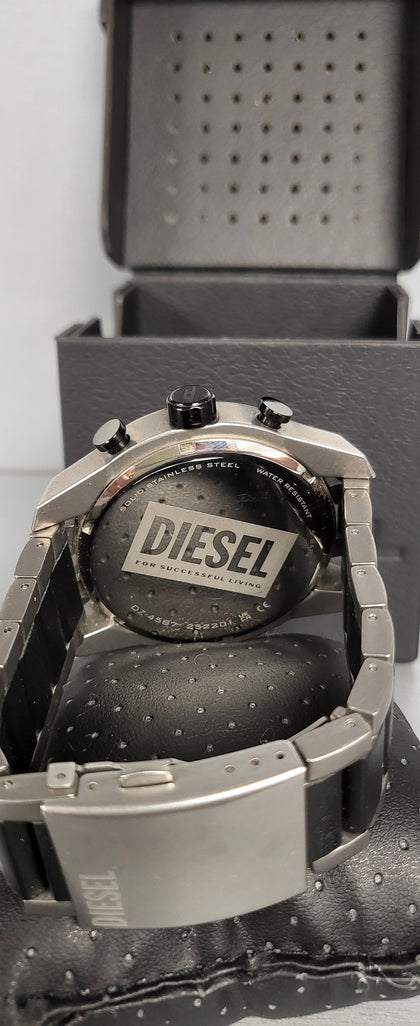 **Black Friday Deal** Diesel Split Watch DZ4587