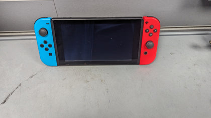 Nintendo Switch Neon.