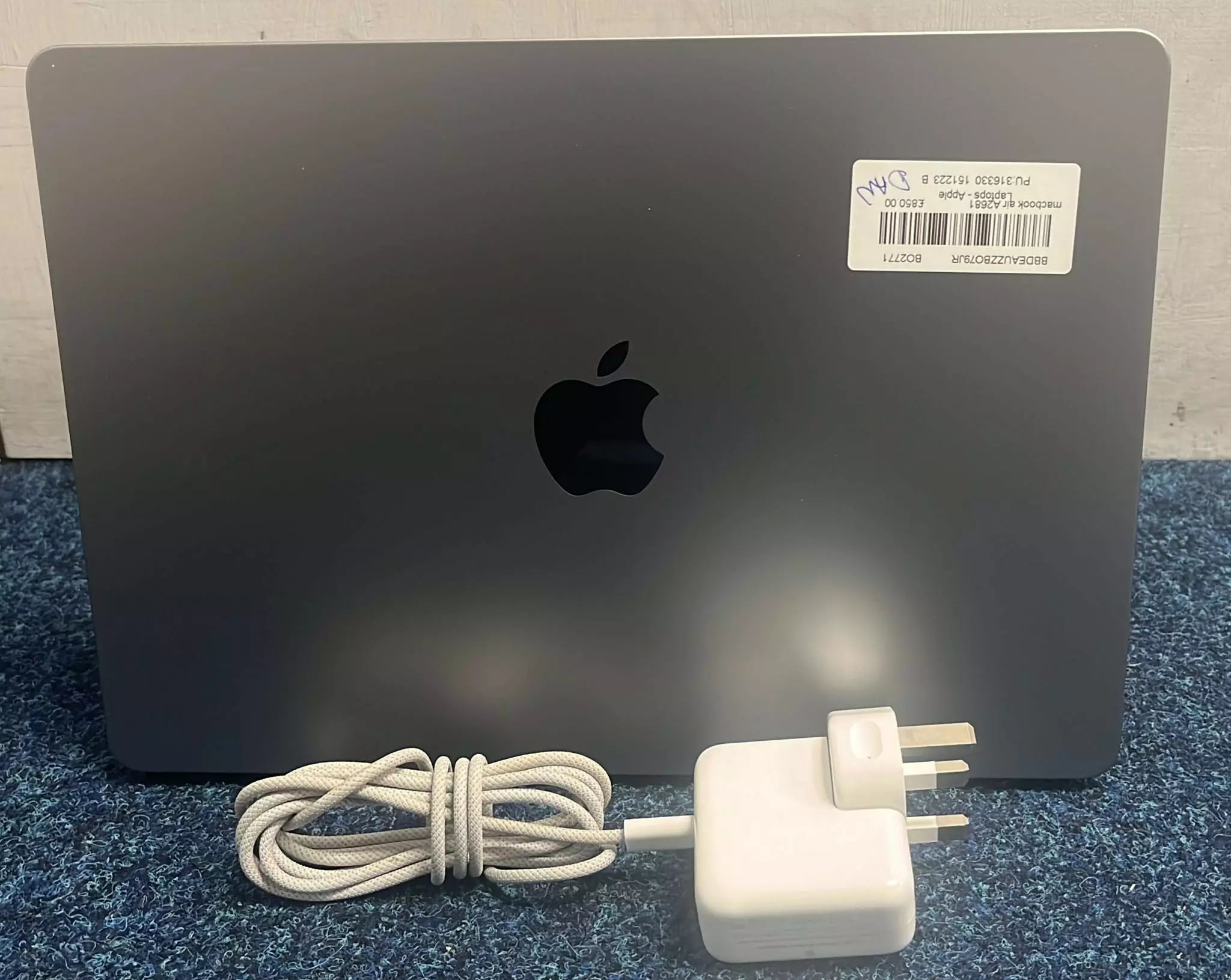 Apple 13.6" MacBook Air 2022 M2, 8-Core CPU, 8-Core GPU, 256GB, Silver, MacOS Ventura