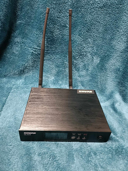 Shure - Qlxd4 with mic.