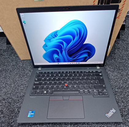 LENOVO THINKPAD P14S GEN3.