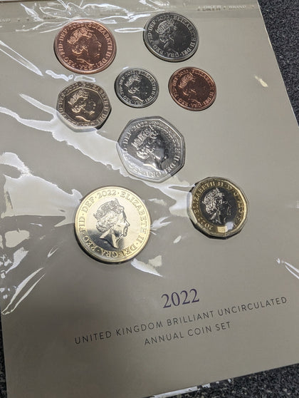 THE 2022 UNCIRCULATED ANNUAL COIN COLLECTION PRESTON STORE.