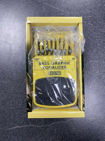 BEQ700 Bass Graphic Equalizer.