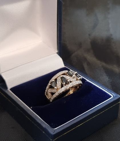 9 Carat Gold Ring - Size K(Large).