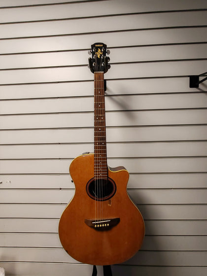 Yamaha APX-4A acoustic Guitar.