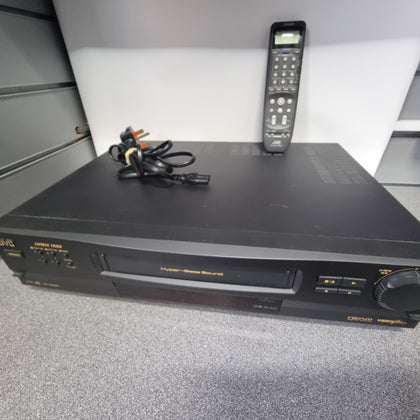JVC HR-J600EK VCR VHS Video Cassette Player/Recorder.