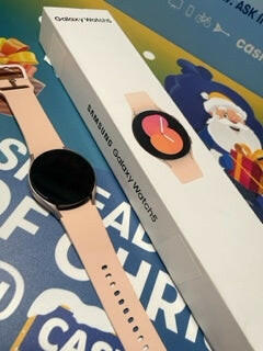 Samsung Galaxy Watch 5 (40mm) Bluetooth - Smartwatch Pink Gold.