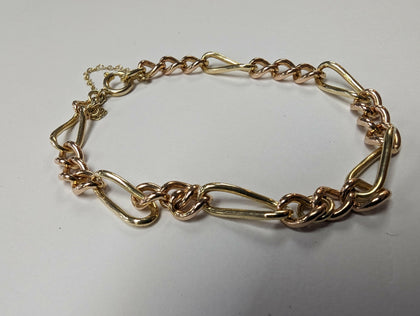 9CT GOLD BRACELET 10.98g  WITH SAFETY CHAIN PRESTON STORE.