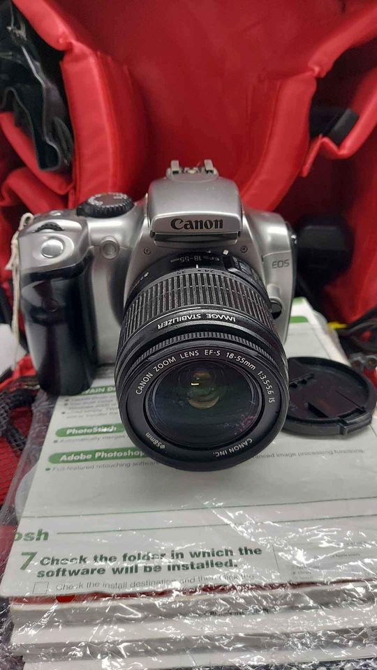 Canon Eos 300D camera with 15-55mm lens complete with case