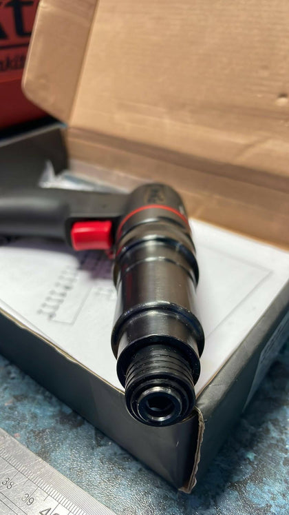 AIR SCREWDRIVER.