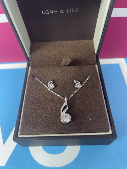ERNEST JONES NECKLACE AND EARRINGS SET BOXED.