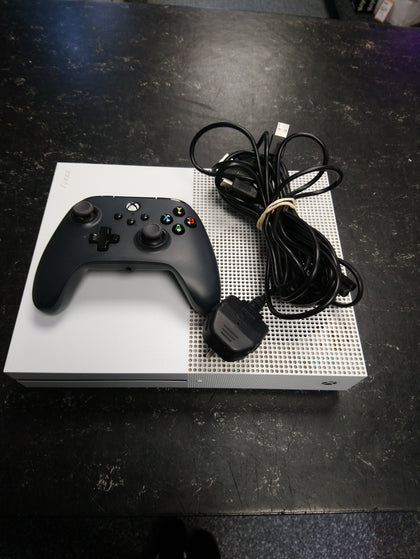 Xbox One S - White, 1TB.
