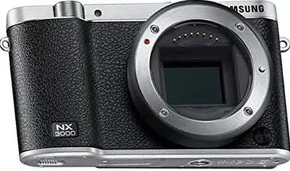 Samsung NX3000 with Lens.