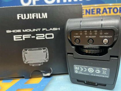 Fujifilm Shoe Mount Flash EF-20.