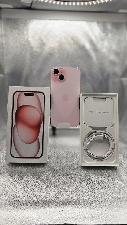 Apple iPhone 15 - 128GB - Pink.