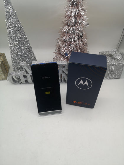 Motorola E30 2/32GB - Digital Blue (Renewed).