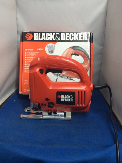 Black & Decker KS400EA 450W saw.