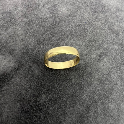 18CT Gold Ring Size U.