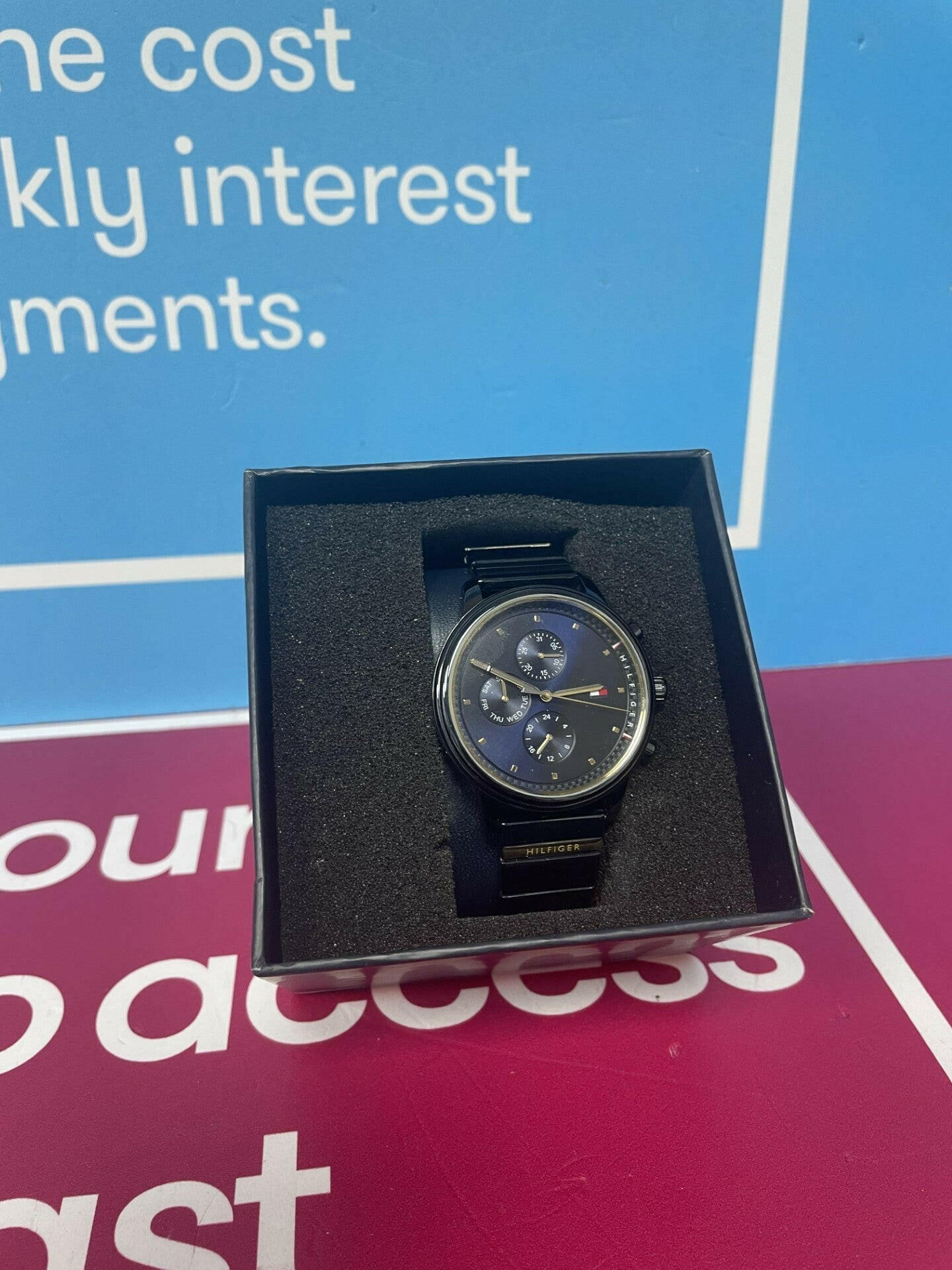 TOMMY HILFIGER WATCH **BOXED**
