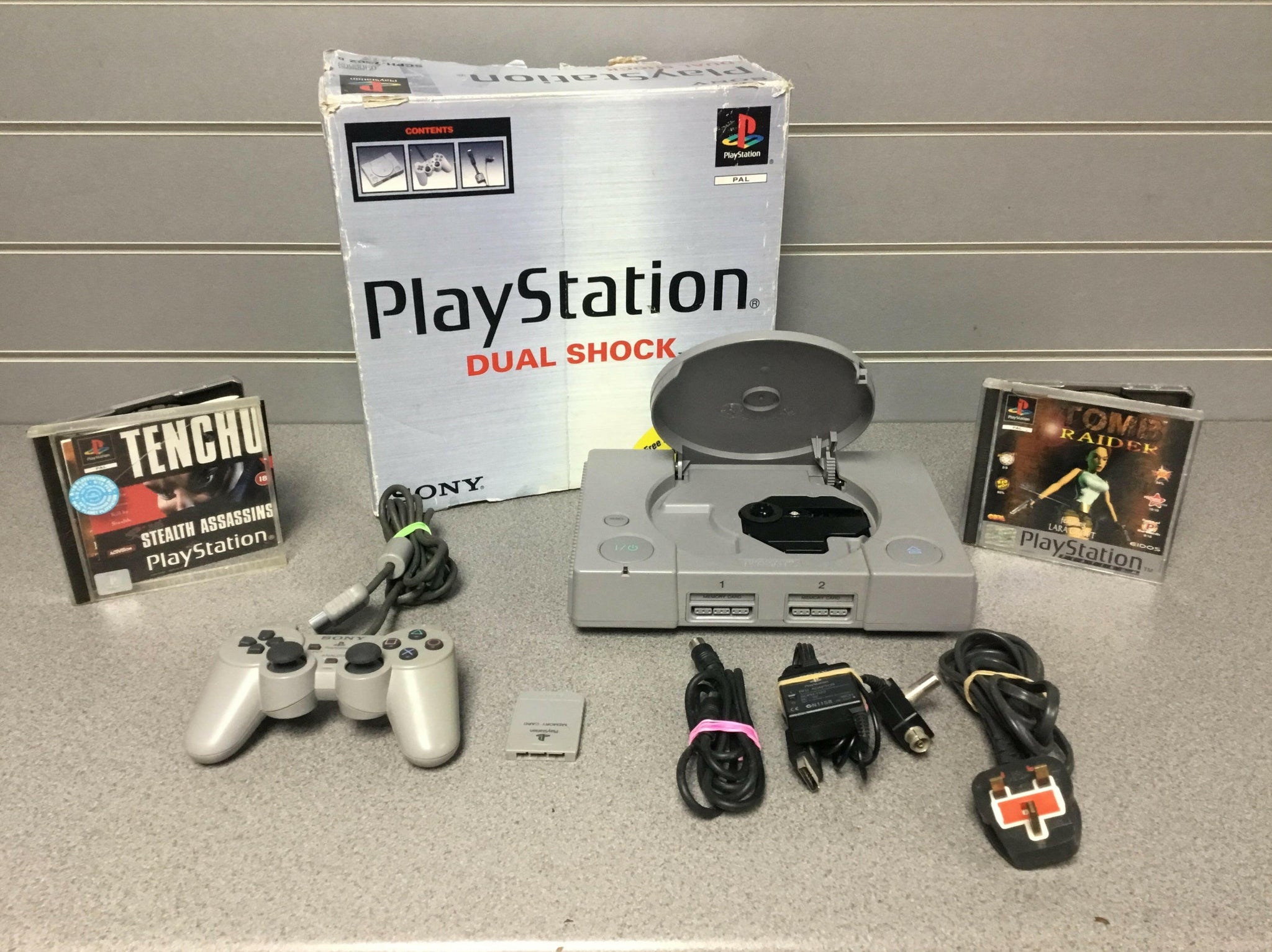 **BOXED** Sony PlayStation 1 ORIGINAL Console **inc. Wired Official Controller, Cables + 2 Games**