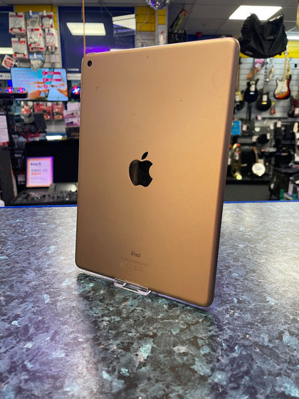 Apple iPad 6th Generation 32GB - Rose Gold.