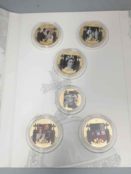 London Mint Her Majesty Queen Elizabeth A Life In Pictures Proof Coin Set.