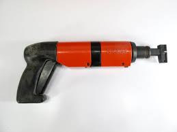Hilti DX 400B Powder Actuated Concrete Nail Gun Fastening Tool.