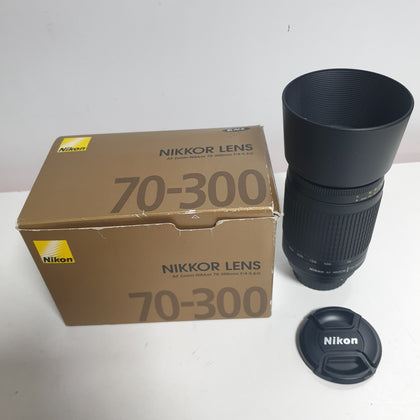 Nikon AF Zoom-Nikkor 70-300mm f/4-5.6G UNUSED, BOXED..