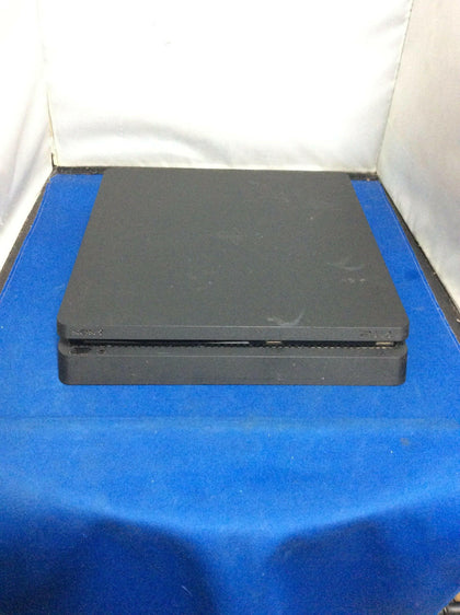 PlayStation 4 Slim 500GB.