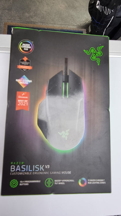 Razer Basilisk V3 Customizable Ergonomic Wired Gaming Mouse LEYLAND.