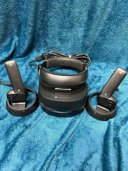 hp windows mixed reality headset vr1000-100nn & controllers.