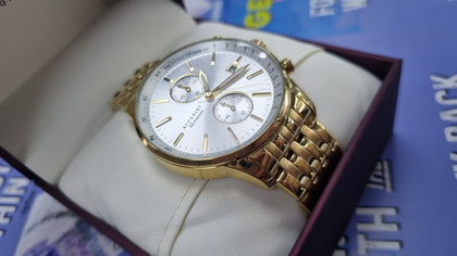 Accurist Gold Tone Stainless Steel Watch LEYLAND.