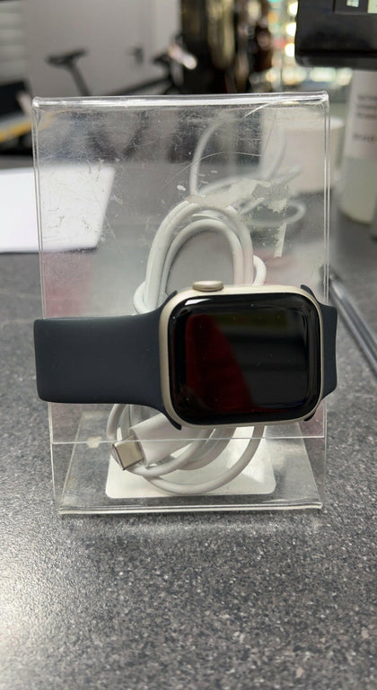Apple Watch Series 7 41MM Cellular.