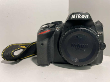Nikon D3200 24M Body Only.